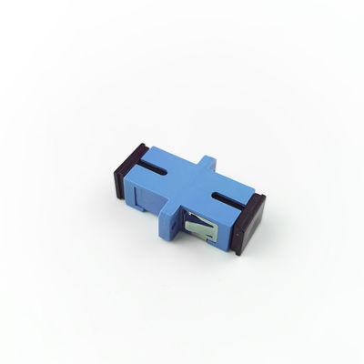 Adaptador de fibra óptica FTTH SC con acoplador simplex a prueba de polvo con auriculares UPC fabricado por PBT