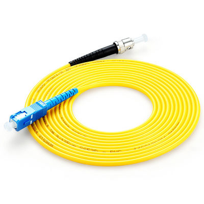 Cordón de parche de fibra óptica de longitud personalizable SC ST para equipos de primera categoría