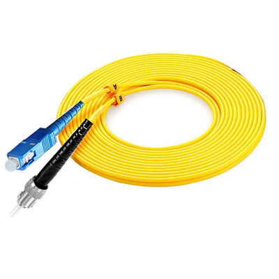 Cordón de parche de fibra óptica de longitud personalizable SC ST para equipos de primera categoría