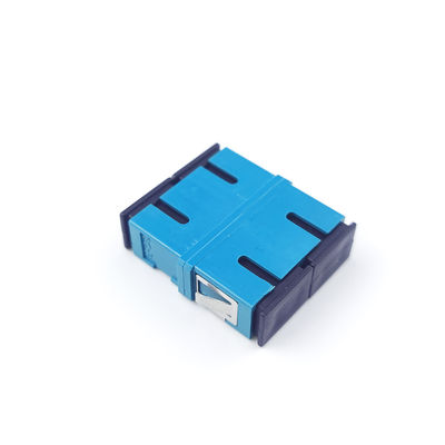 Adaptador de fibra óptica SC/UPC dúplex para FTTH a prueba de polvo Adaptador de puertos sin orejas 2