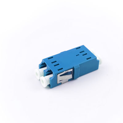 FTTH Duplex LC UPC Adaptador de fibra óptica 2 puertos acoplador PBT Diseño sin orejas para redes