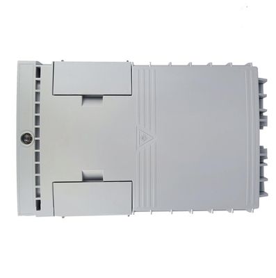 Caja de distribución de fibra de material PC ABS para acceso FTTH de 16 núcleos en el poste de pared